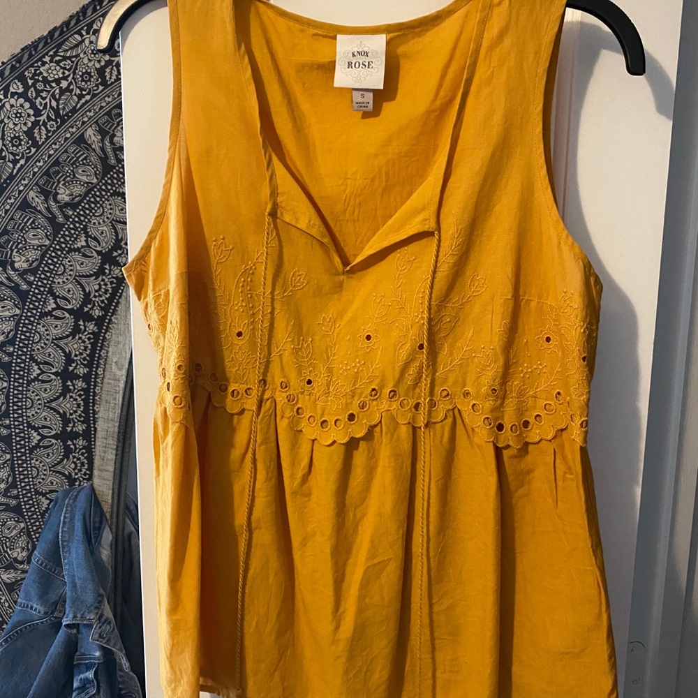 yellow tank